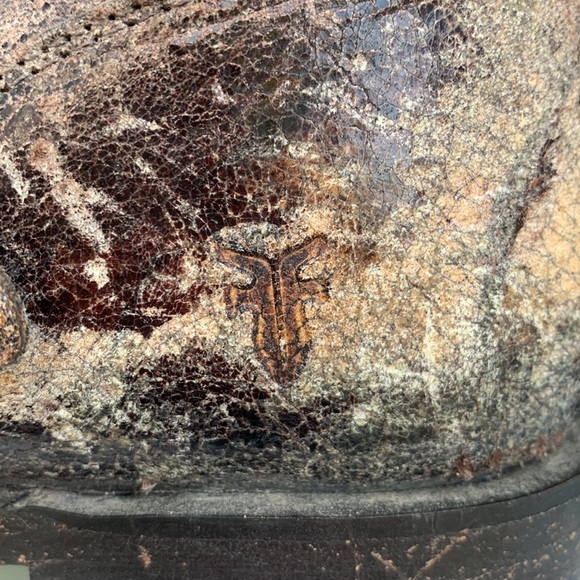 Frye Veronica Distressed Boots EUC! SZ 7 1/2 - Picture 13 of 13